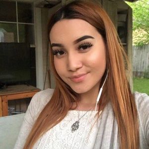 Meet your Posher, Reagan